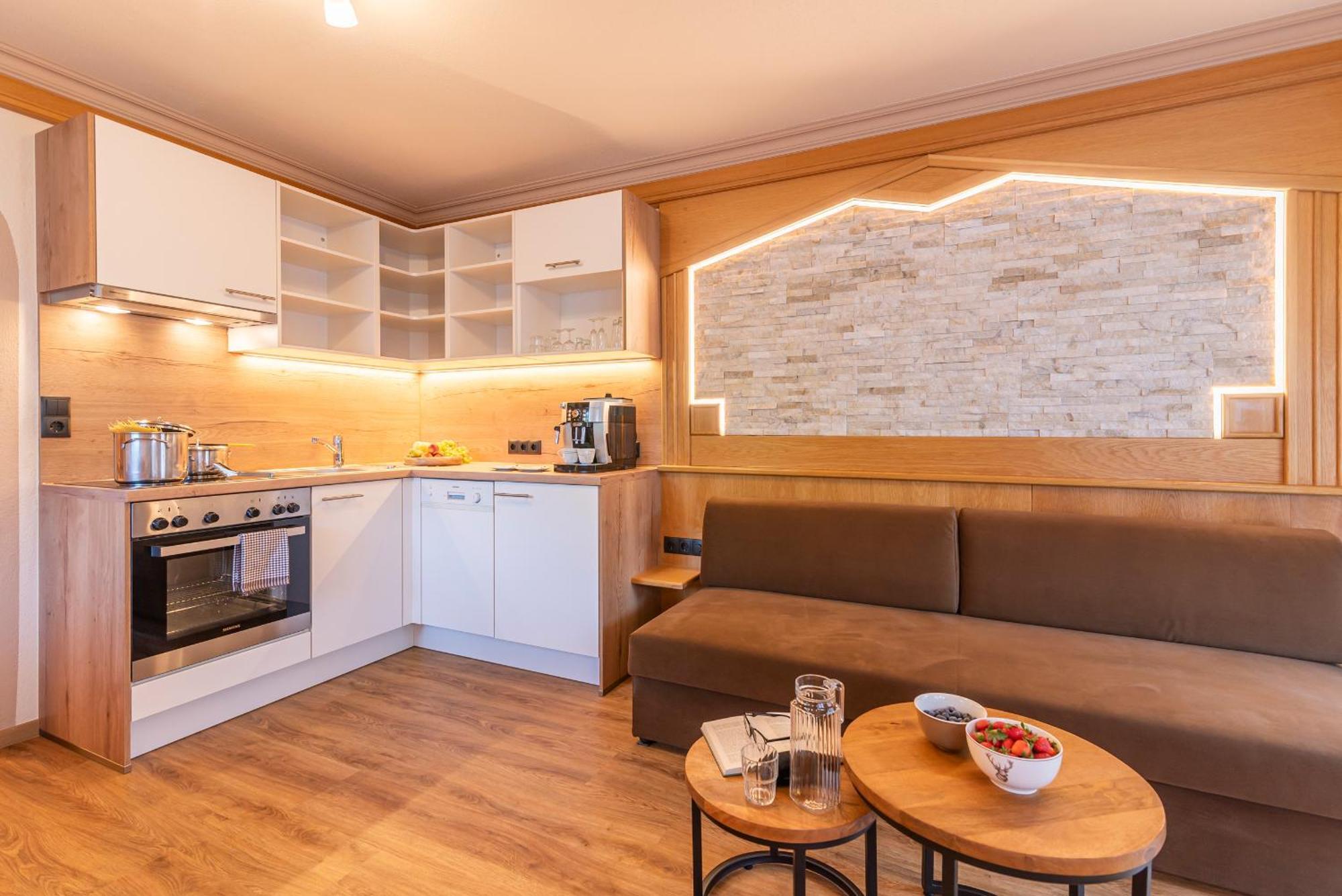 Hotel Garni Apart Tina Ишгль Экстерьер фото